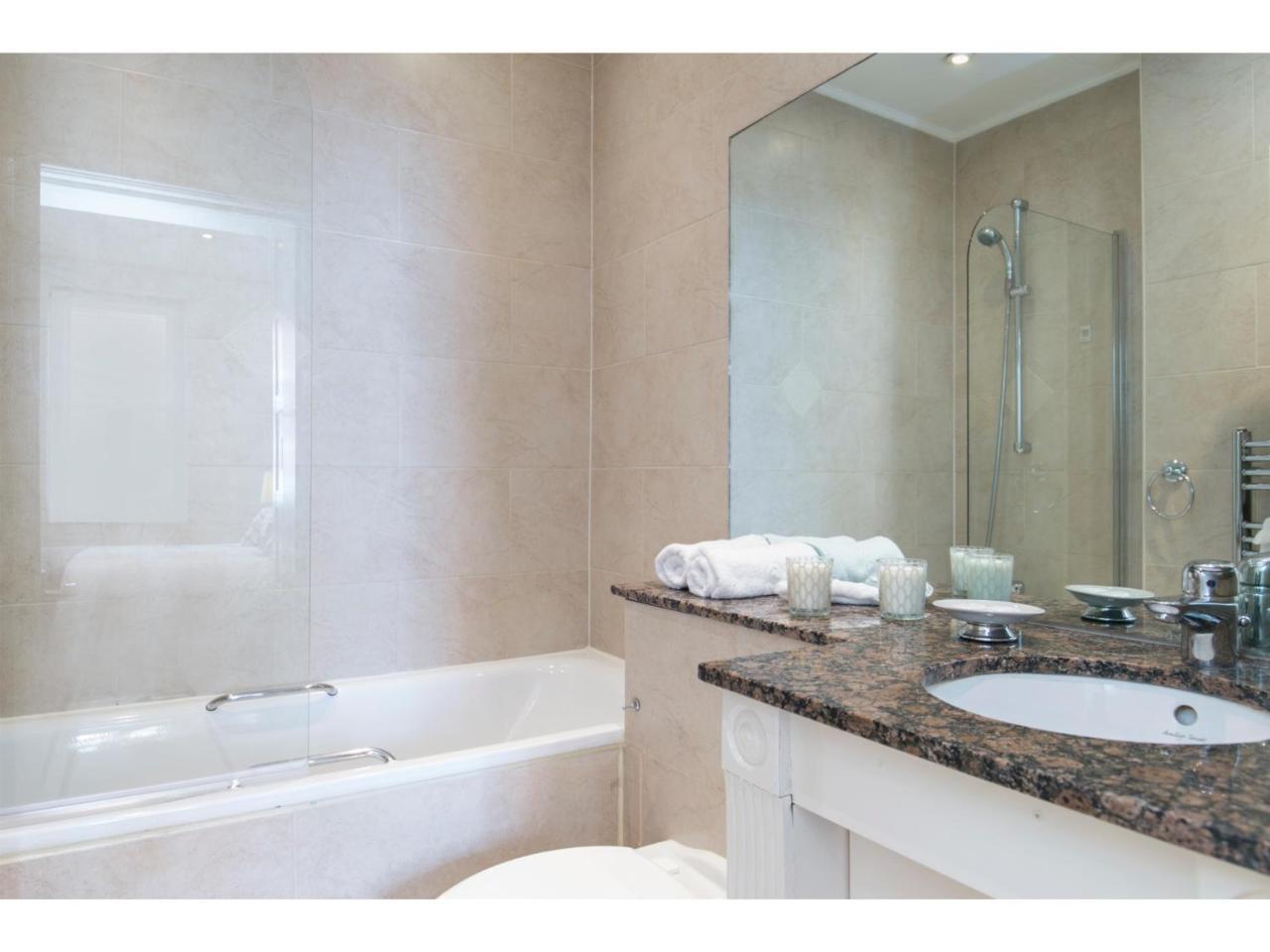 Fitzrovia Serviced Apartments London Bagian luar foto