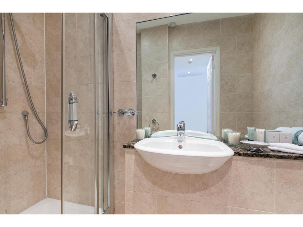Fitzrovia Serviced Apartments London Bagian luar foto
